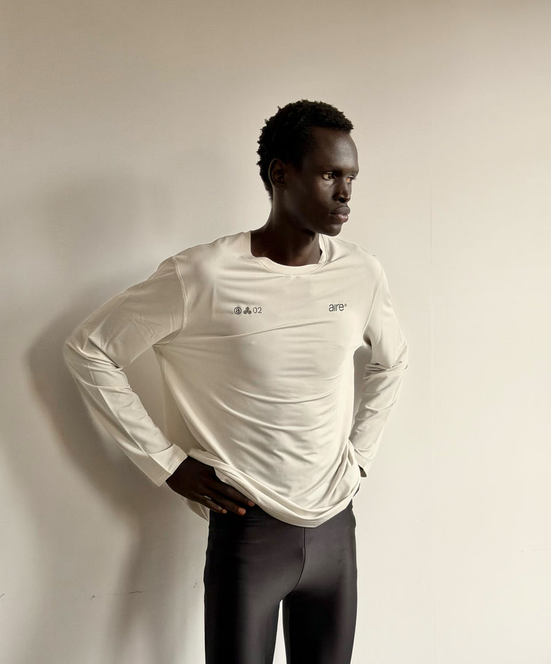 BUILD YOUR LEGACY TRAINING LONGSLEEVE CREAM