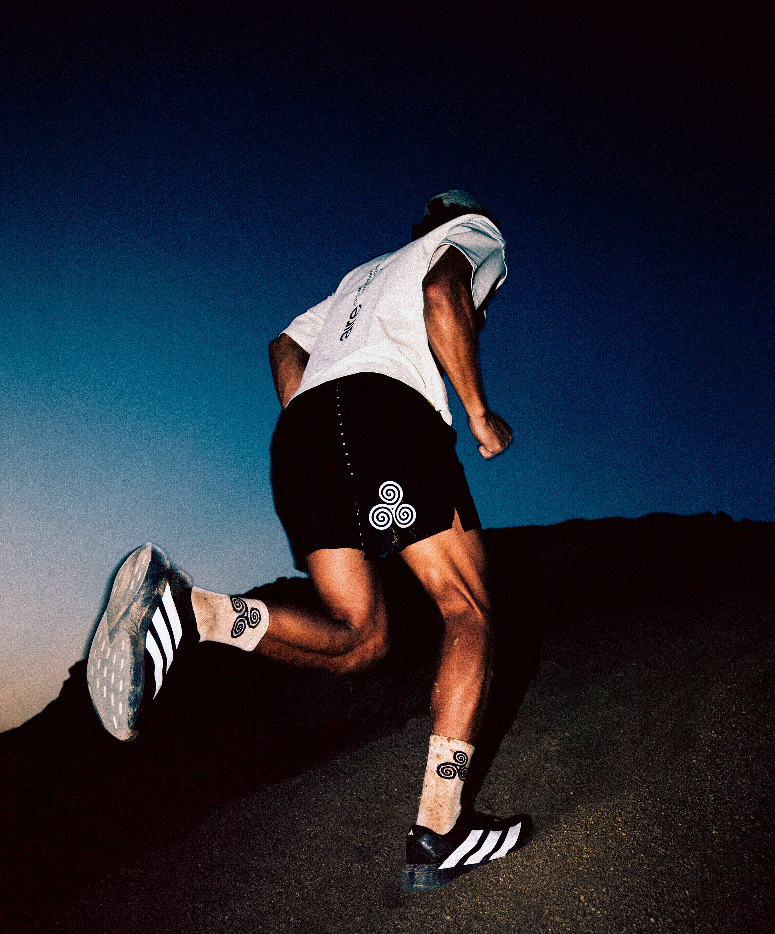 AIRE TEE VI- WHITE